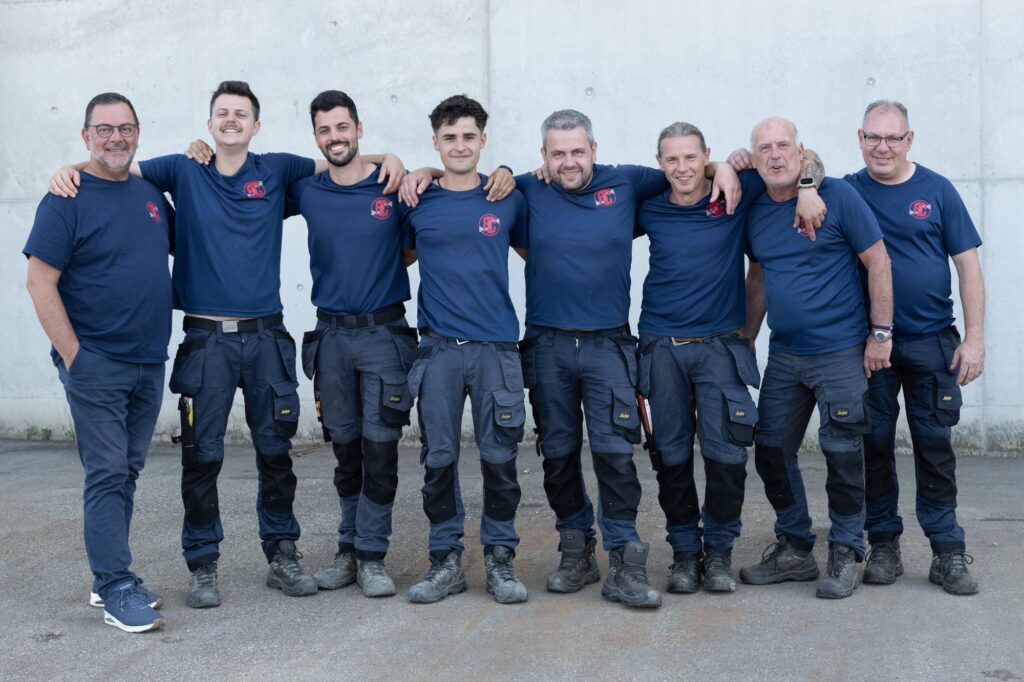 Het team van Rioclean, ontstoppingsdienst en ruimdienst uit Alken